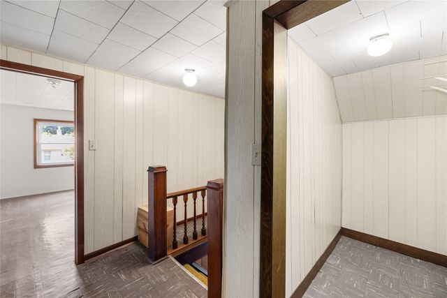 413 N Water Street, Cambridge, IA 50046