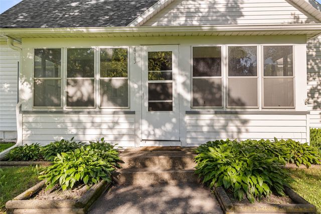 413 N Water Street, Cambridge, IA 50046