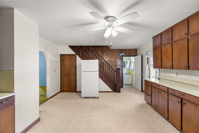 413 N Water Street, Cambridge, IA 50046