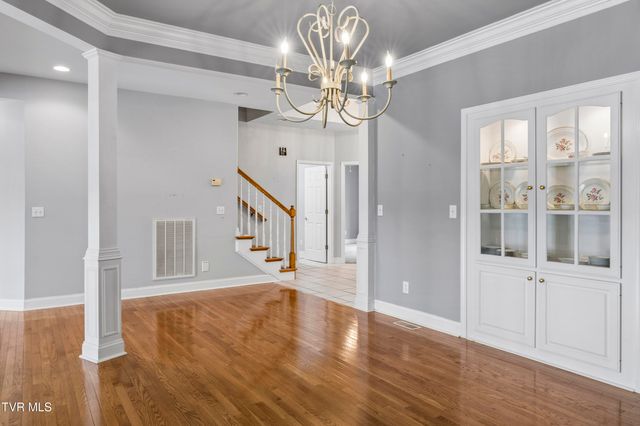 1833 Waters Edge Drive, Johnson City, TN 37604