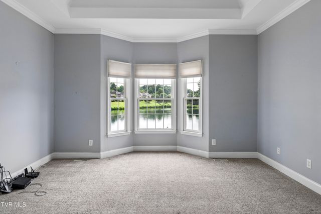 1833 Waters Edge Drive, Johnson City, TN 37604