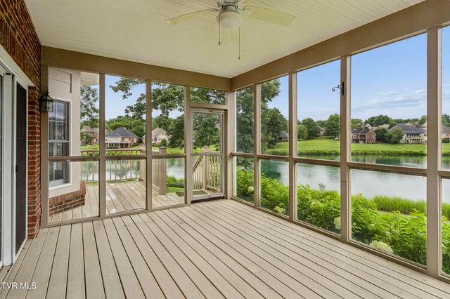 1833 Waters Edge Drive, Johnson City, TN 37604
