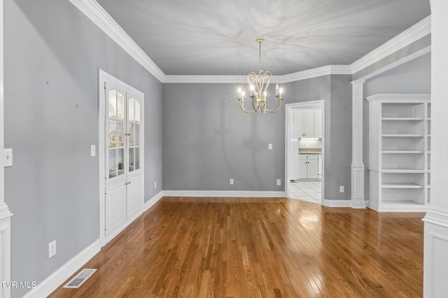 1833 Waters Edge Drive, Johnson City, TN 37604
