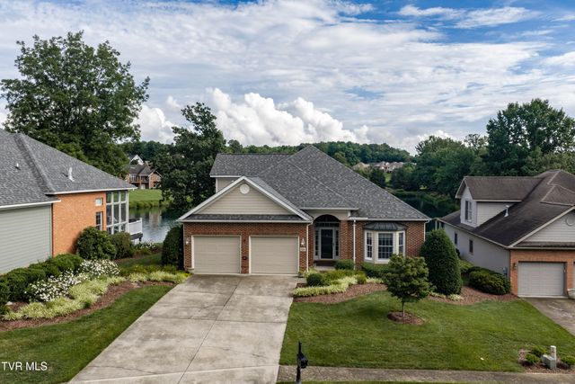 1833 Waters Edge Drive, Johnson City, TN 37604