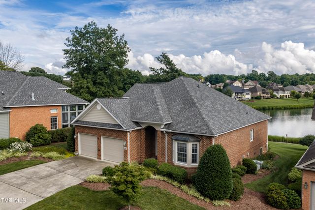 1833 Waters Edge Drive, Johnson City, TN 37604