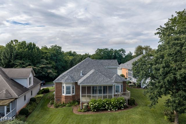 1833 Waters Edge Drive, Johnson City, TN 37604