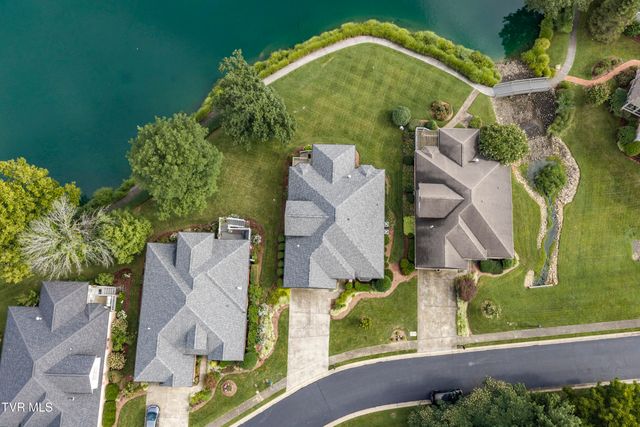 1833 Waters Edge Drive, Johnson City, TN 37604
