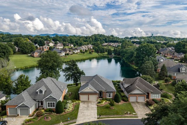 1833 Waters Edge Drive, Johnson City, TN 37604