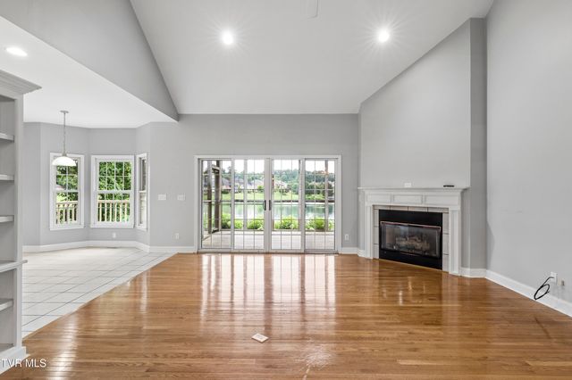 1833 Waters Edge Drive, Johnson City, TN 37604