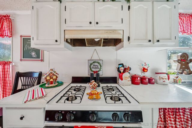 3306 2401 Road, Barnsdall, OK 74002