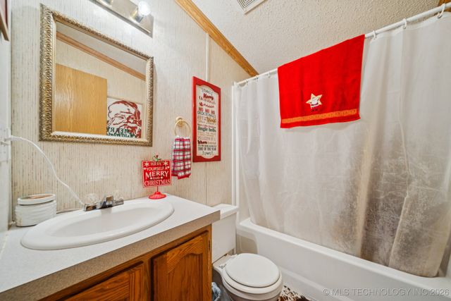 3306 2401 Road, Barnsdall, OK 74002