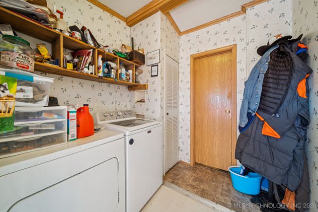 3306 2401 Road, Barnsdall, OK 74002