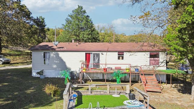 3306 2401 Road, Barnsdall, OK 74002