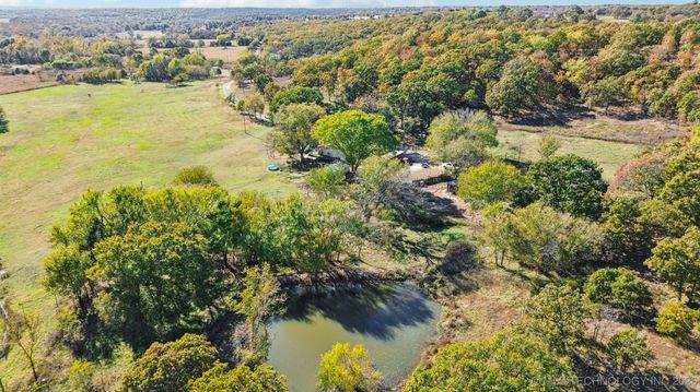 3306 2401 Road, Barnsdall, OK 74002