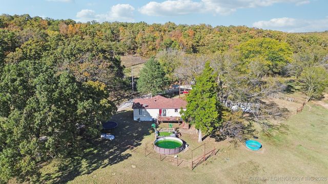 3306 2401 Road, Barnsdall, OK 74002