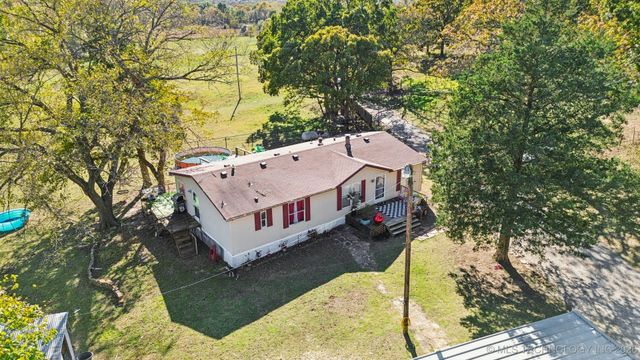 3306 2401 Road, Barnsdall, OK 74002