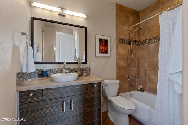 2200 W Owl Head Place, Oro Valley, AZ 85742