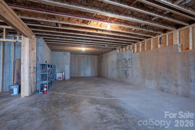 16 Regent Heights Road, Leicester, NC 28748