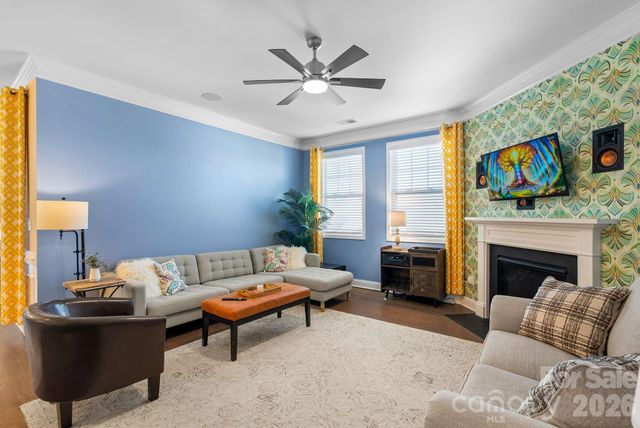 16 Regent Heights Road, Leicester, NC 28748