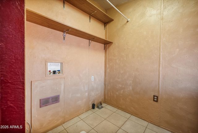 555 W WARNER Road 89C, Chandler, AZ 85225