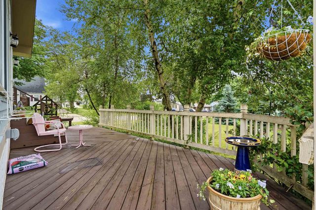 520 2nd St SE, Oelwein, IA 50662