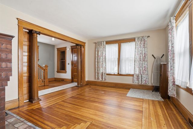 520 2nd St SE, Oelwein, IA 50662