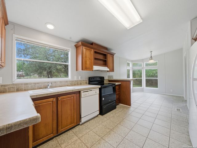 733 LINE CAMP LOOP, Spring Branch, TX 78070