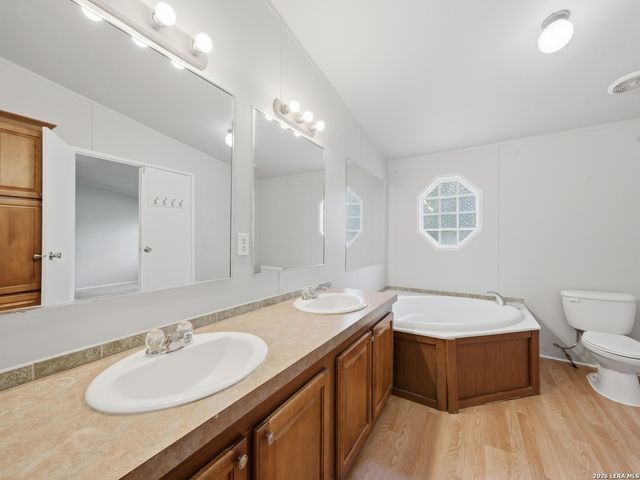 733 LINE CAMP LOOP, Spring Branch, TX 78070