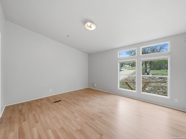 733 LINE CAMP LOOP, Spring Branch, TX 78070