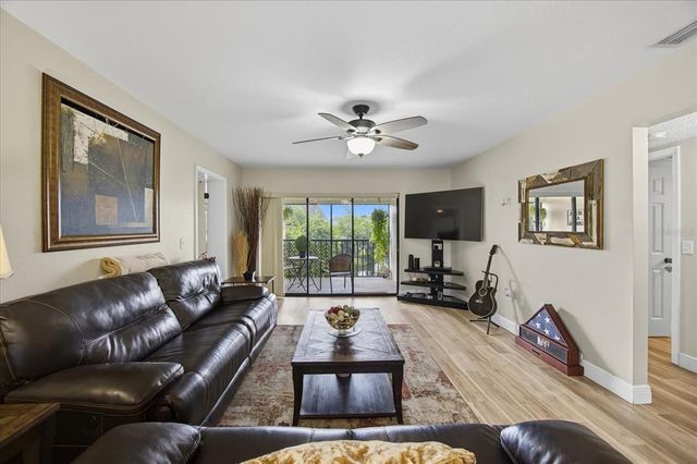 2460 HERON TERRACE 202E, Clearwater, FL 33762