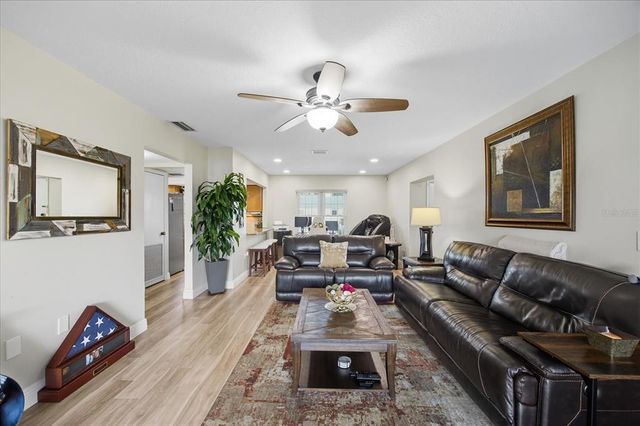 2460 HERON TERRACE 202E, Clearwater, FL 33762
