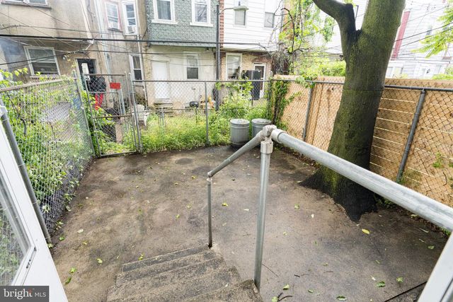 5630 LARCHWOOD AVE, Philadelphia, PA 19143