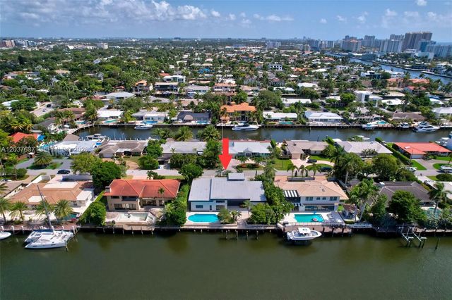 2832 NE 24th Court, Fort Lauderdale, FL 33305