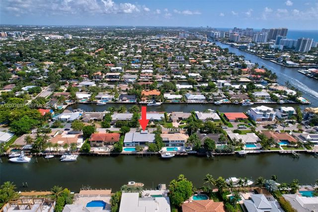 2832 NE 24th Court, Fort Lauderdale, FL 33305