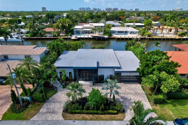 2832 NE 24th Court, Fort Lauderdale, FL 33305