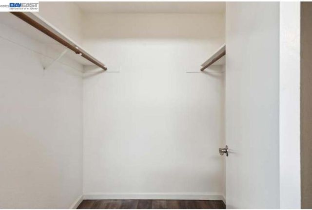 680 Dartmore Lane 260, Hayward, CA 94544