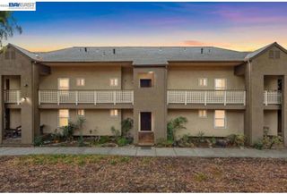 680 Dartmore Lane 260, Hayward, CA 94544