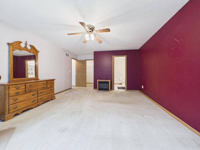 3884 Black Pine Drive, Grove City, OH 43123