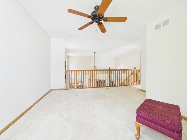 3884 Black Pine Drive, Grove City, OH 43123