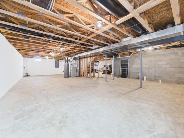 3884 Black Pine Drive, Grove City, OH 43123