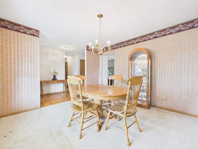 3884 Black Pine Drive, Grove City, OH 43123