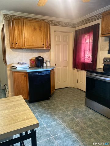 152 Delaware Avenue, Waterbury, CT 06708