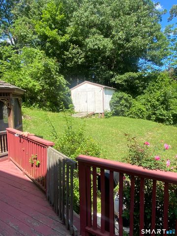 152 Delaware Avenue, Waterbury, CT 06708