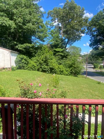 152 Delaware Avenue, Waterbury, CT 06708