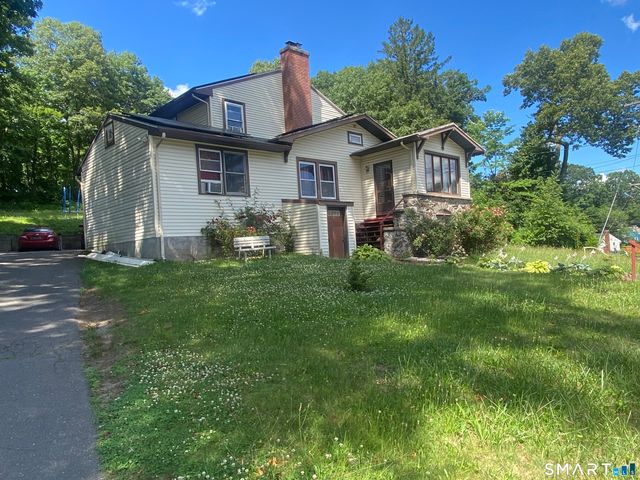 152 Delaware Avenue, Waterbury, CT 06708