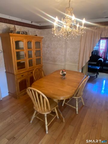 152 Delaware Avenue, Waterbury, CT 06708