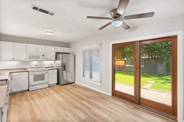 603 Plainview Drive, Mansfield, TX 76063