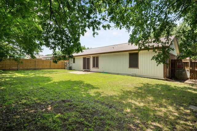 603 Plainview Drive, Mansfield, TX 76063