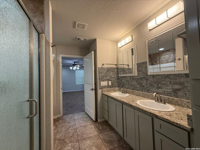 1615 Nolan, San Antonio, TX 78202
