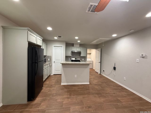 1615 Nolan, San Antonio, TX 78202